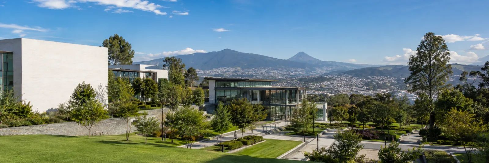 Universidad Hemisferios