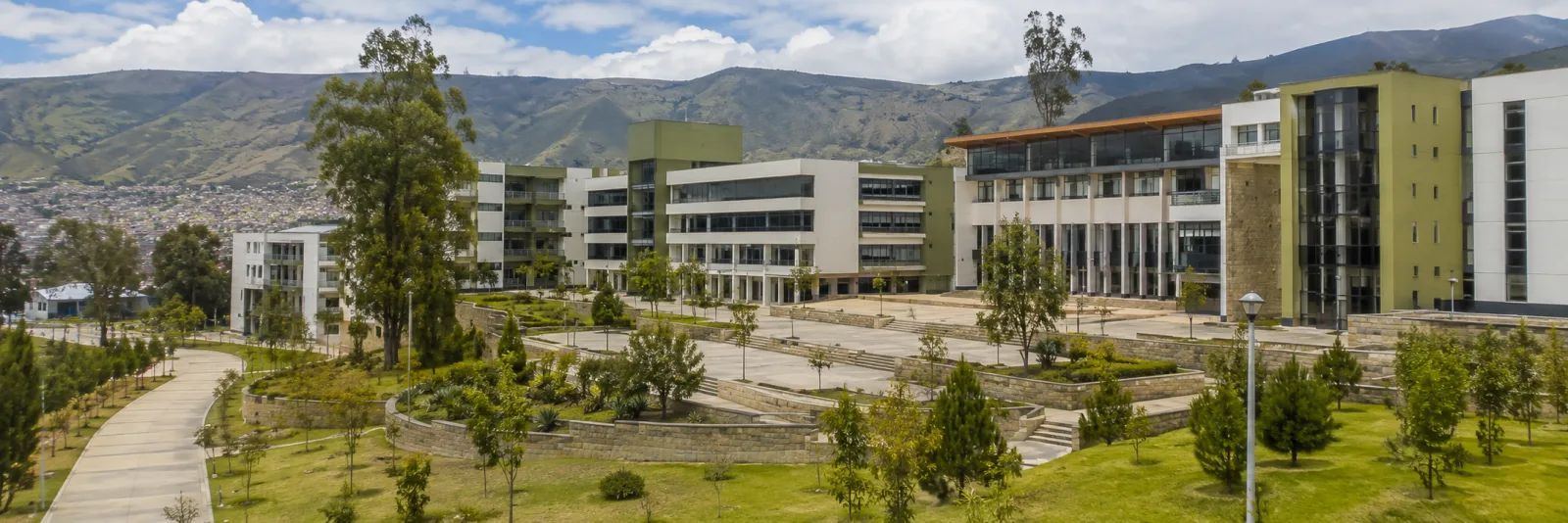 Universidad Nacional de Loja