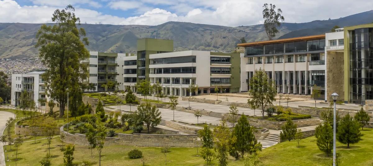 Universidad Nacional de Loja