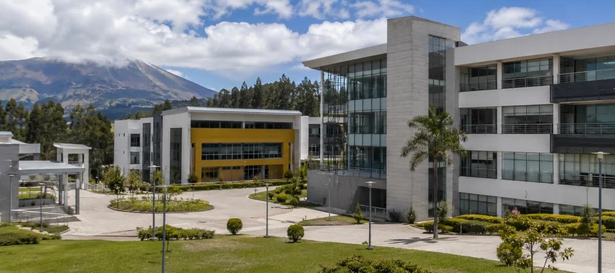 Universidad Politécnica Estatal del Carchi